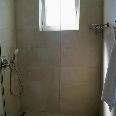 Ivona With Beautiful Seaview Apartman