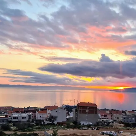 Ivona With Beautiful Seaview Apartman *