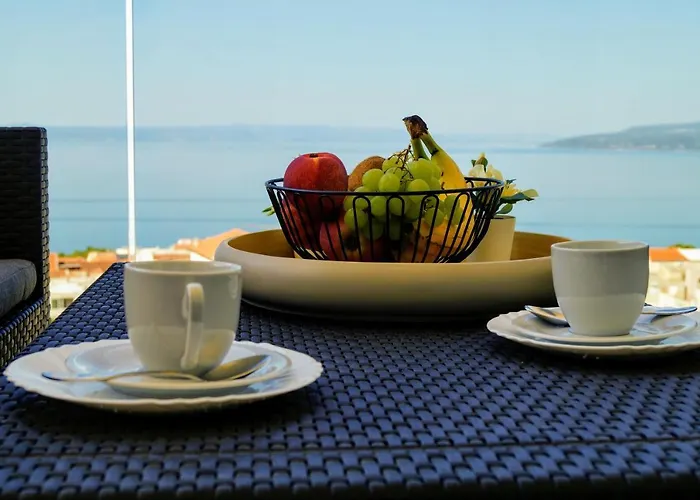 Apartment Ivona With Beautiful Seaview Makarska