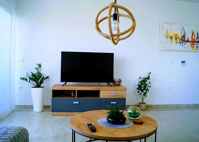 Apartment Ivona With Beautiful Seaview