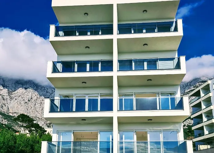 Ivona With Beautiful Seaview Apartment