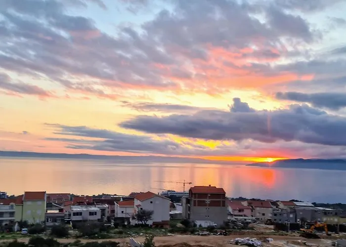 Ivona With Beautiful Seaview Apartment *