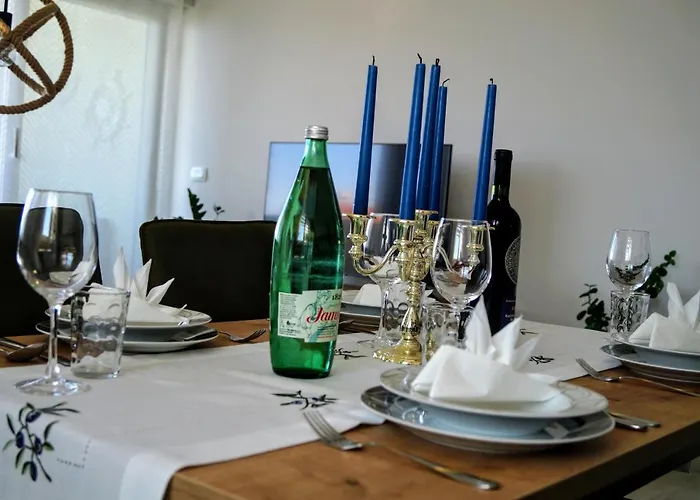 Ivona With Beautiful Seaview Apartment *