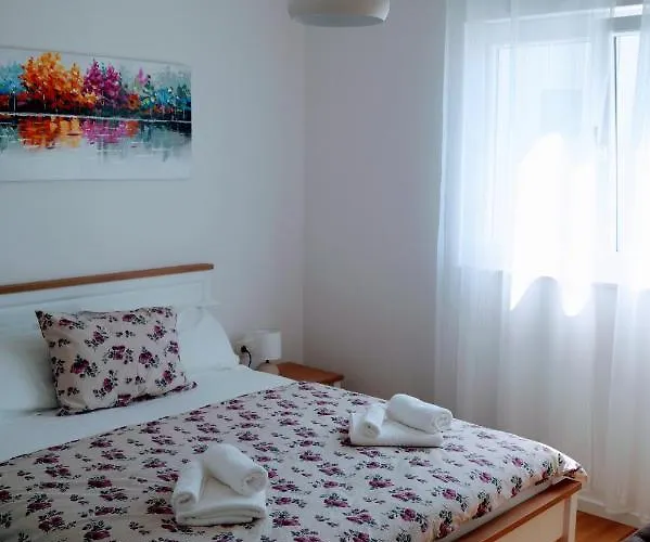 Apartment Ivona With Beautiful Seaview Makarska